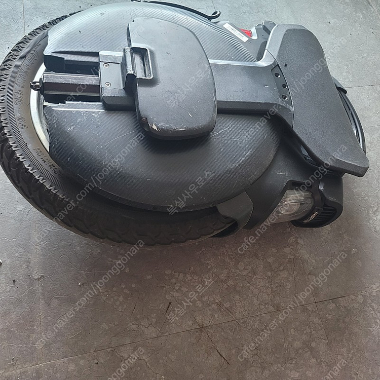 구입 4개월된 V11 인모션 V4.0 전동휠 중고 판매합니다 실사용 2개월--8