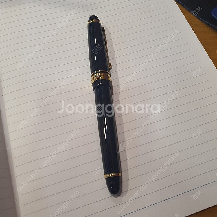 파이롯트 커스텀 743 m닙 만년필 판매합니다--3