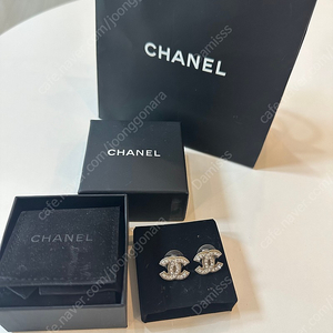 샤넬 귀걸이 정품