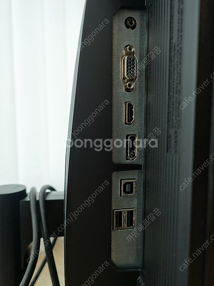 안쓰는 모니터 팝니다 (m7 스마트모니터, 뷰피티니, ...--7