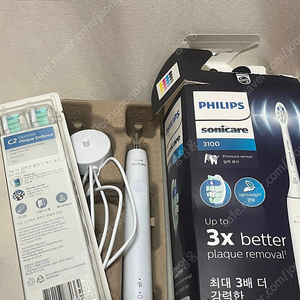 필립스 전동칫솔 sonicare3100, 교체용 칫솔모8개 팔아요