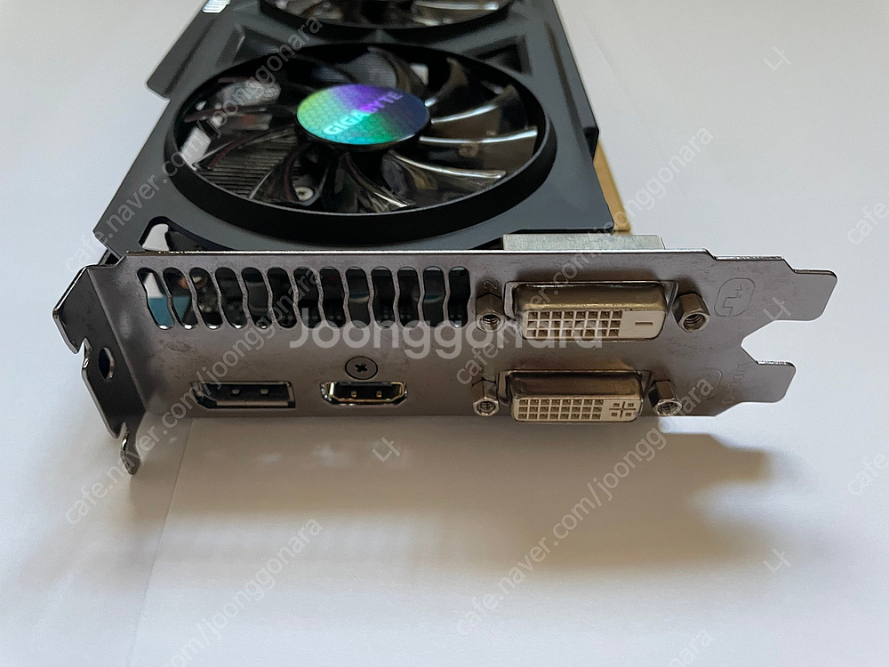 기가바이트 R9 270X 팝니다--1