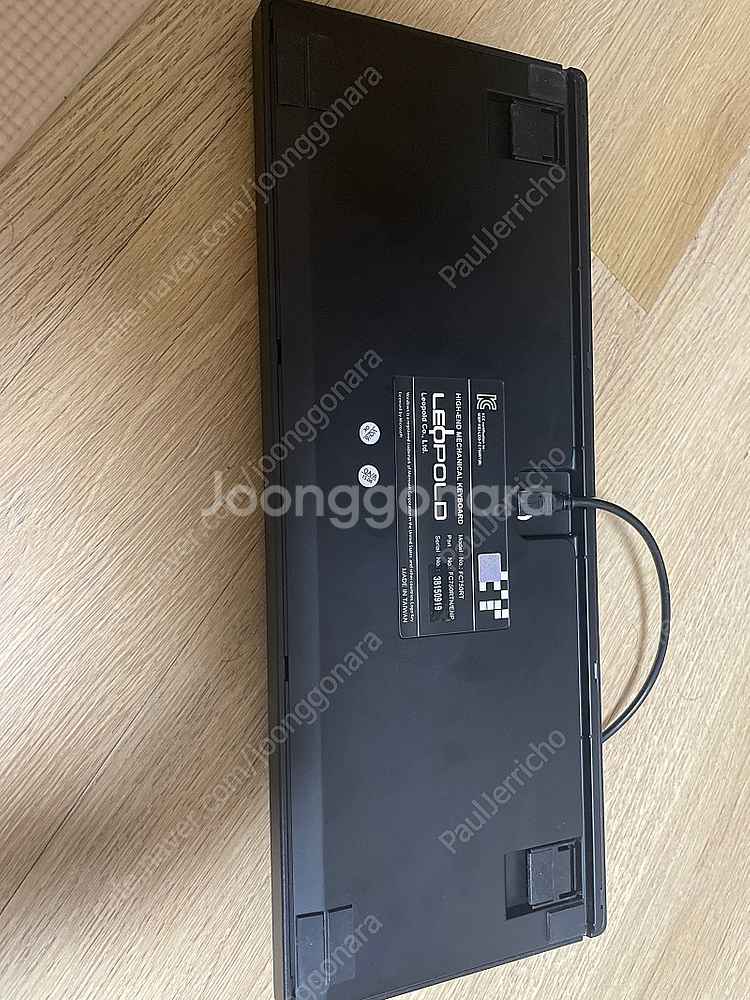 레오폴드 fc750rt 적축 팝니다.--1