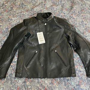 레빗 가죽자켓 50 (에어타공모델 :R evit Sherwood Air Motorcycle Leather Jacket)