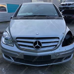 벤츠 B200 W245 266 960 2.0 가솔린 2007년식2007년식 전기형 242952 95,863KM 분해 판매합니다