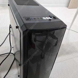 pc 본체 팝니다. i5-8600k. ssd 512. hdd2tb.gtx1060