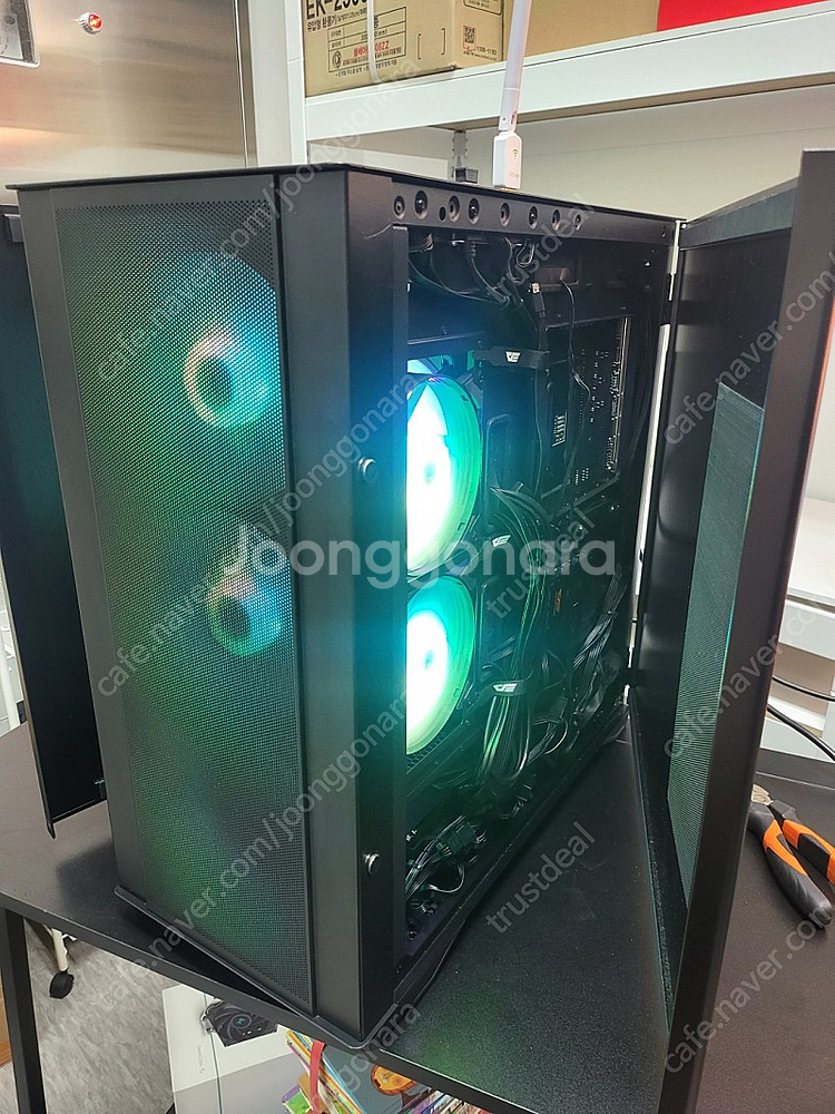 초고사양 컴퓨터 5900X 64GB RAM 3TB 85...--1