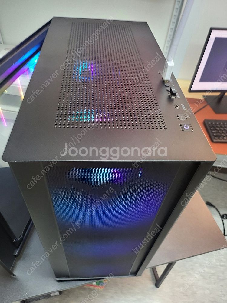 초고사양 컴퓨터 5900X 64GB RAM 3TB 85...--6