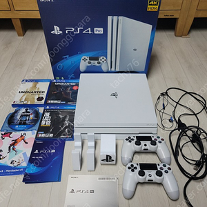 PS4 PRO 최신공정 7218B(글래셔스화이트) 1TB