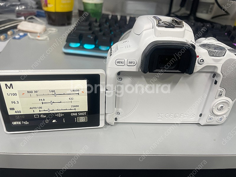 캐논 200D 화이트 판매합니다--3