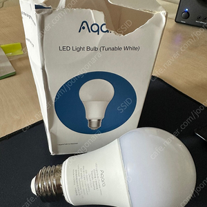 아카라 스마트 전구( LED light bulb)판매합니다.