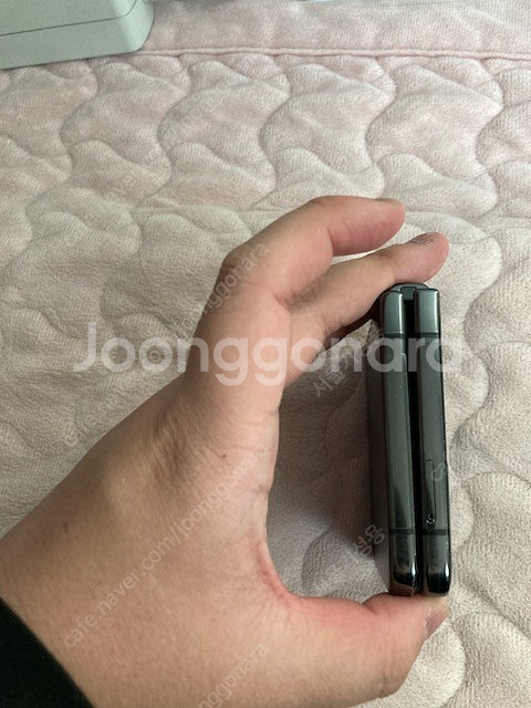 제트플립 4 512 기가 자급제 블랙 팝니다--2