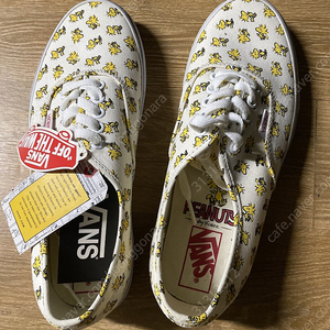 반스 피너츠 에디션 판매합니다 . Vans Authentic Peanuts