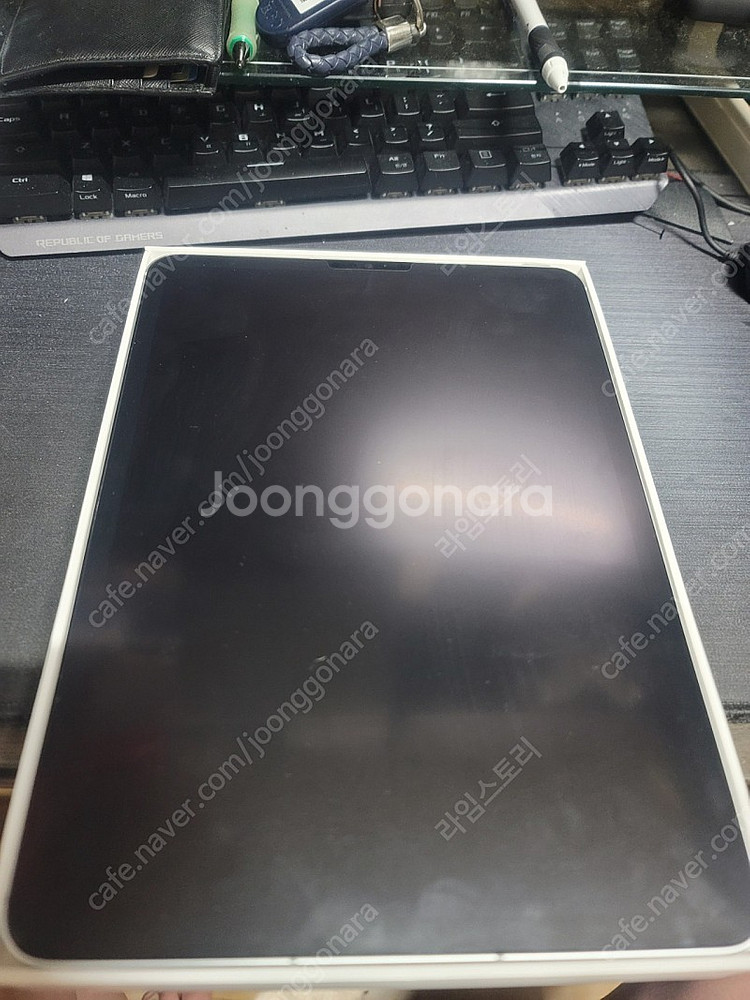 아이패드프로 m2 11인치 4세대 128GB 셀룰러 실...--2