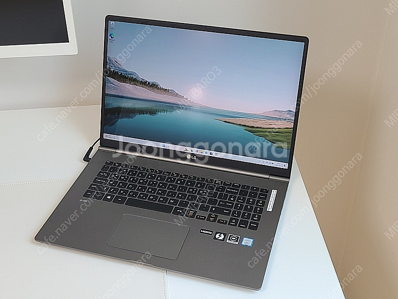LG전자 그램17 17Z990-VA7BK 판매합니다.--0
