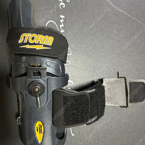 스톰 볼링 아대 코브라 L 사이즈