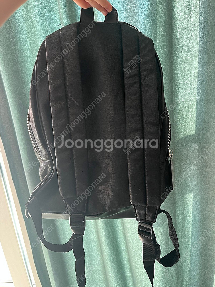 맥 백팩 한정판 새상품--3