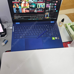 대구 삼성 갤럭시북 플렉스 NT950QCG-X716A 팝니다 (usf card 256g 포함, i7, 16g, 외장그래픽) 가격내림