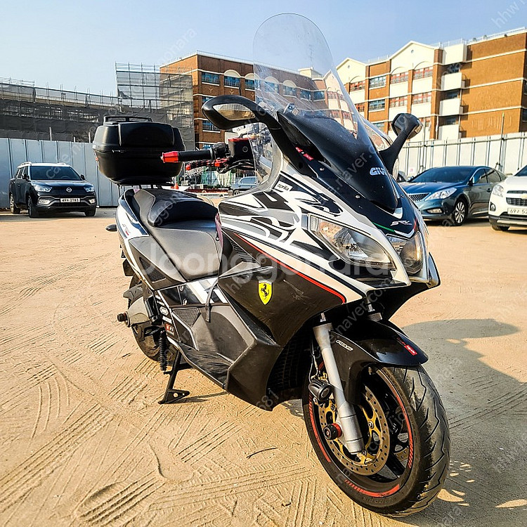 SRV850 아프릴리아 스쿠터계의 끝판왕 오토바이 팝니...--1