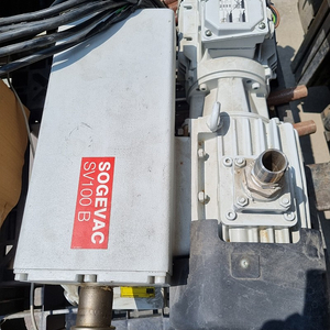 진공펌프 SOGEVAC SV100B