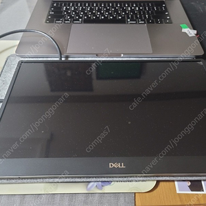 dell c1422h 휴대용 모니터 팝니다