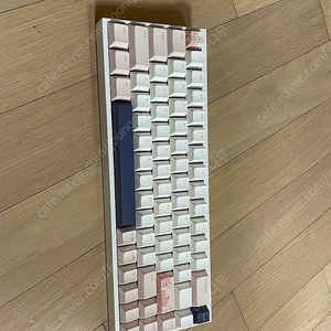 KBDFANS KBD67 LITE 화이트