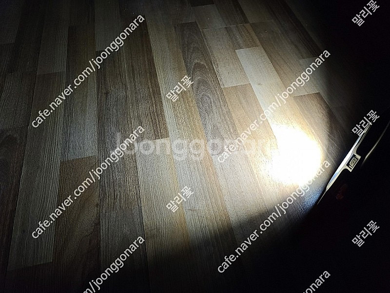 (새상품)LED 충전용 랜턴 팝니다.--3