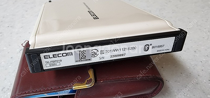 ELECOM 블루투스 키보드 판매합니다. (거의 새 것...--2