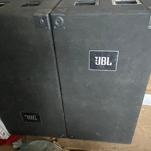 jbl sr4719a 스피커 판매합니다.