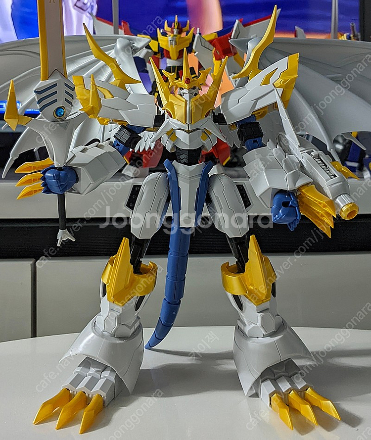 ﻿반다이 황제드라몬 팔라딘모드 프라모델--1