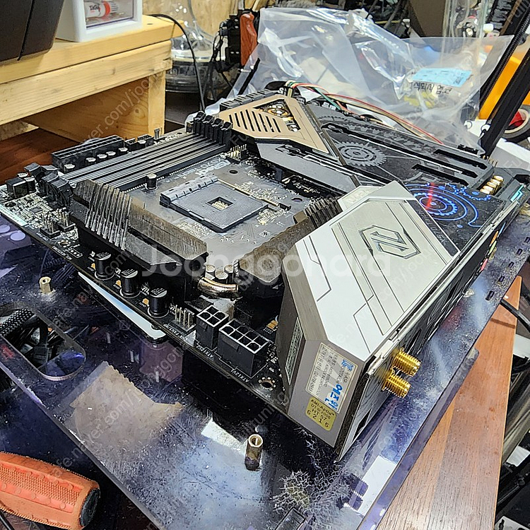 5900X 미개봉, X570타이치,커세어 벤전스 RGB 32G , msi 슈프림 3080 판매합니다.--1