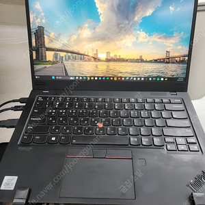 Lenovo thinkpad x1 carbon 7th 팝니다.