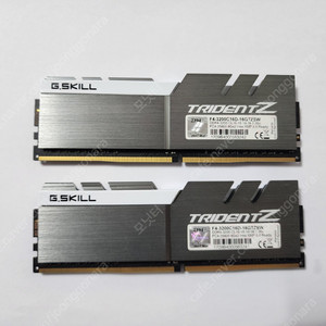 지스킬 G.SKILL DDR4-3200 CL16 TRIDENT Z 16GB (8GB*2) / 4만 택포