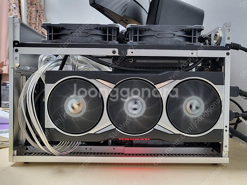 RX 6800XT 레퍼런스 팝니다--2
