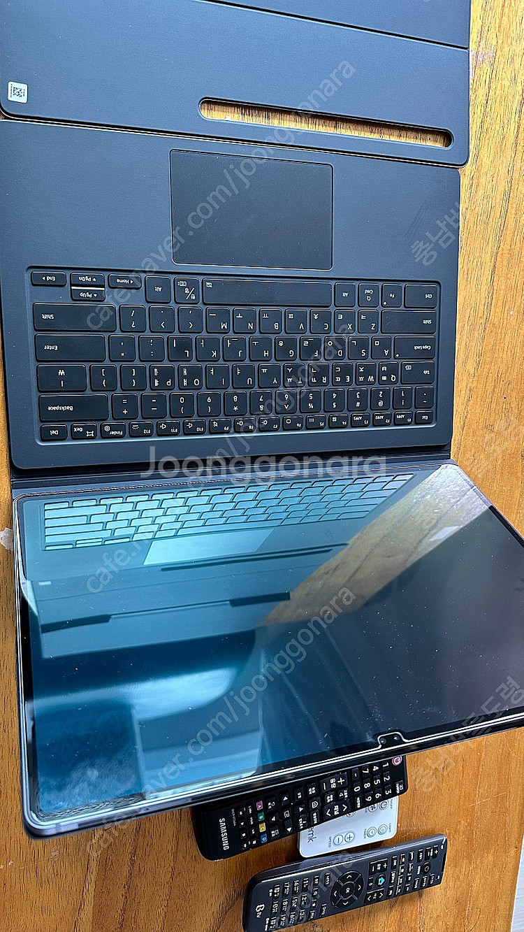갤럭시탭s8울트라 5G 256 + 정품케이스 2종--1