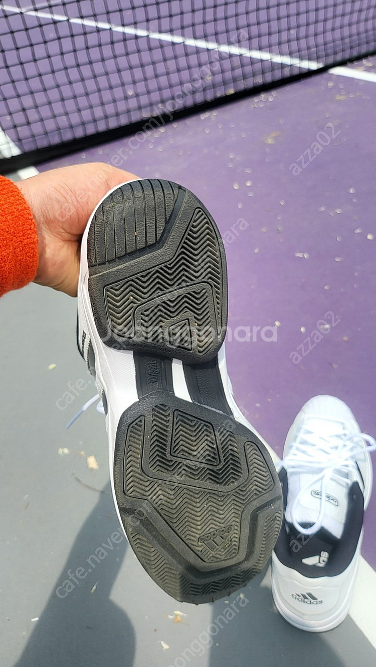 아디다스 프로 모델 2G 로우 남자 농구화(280, 10만원) 판매합니다--8