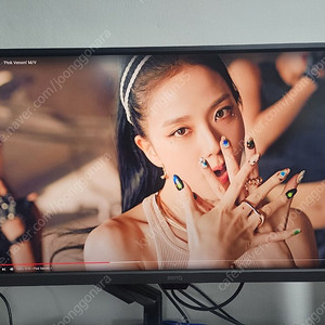 벤큐 BenQ EW3270U 아이케어 무결점 4k 모니터 팝니다.