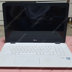 [개인] LG노트북 (i3 7세대, 15U470-GR3MK) 20만원에 판매합니다.
