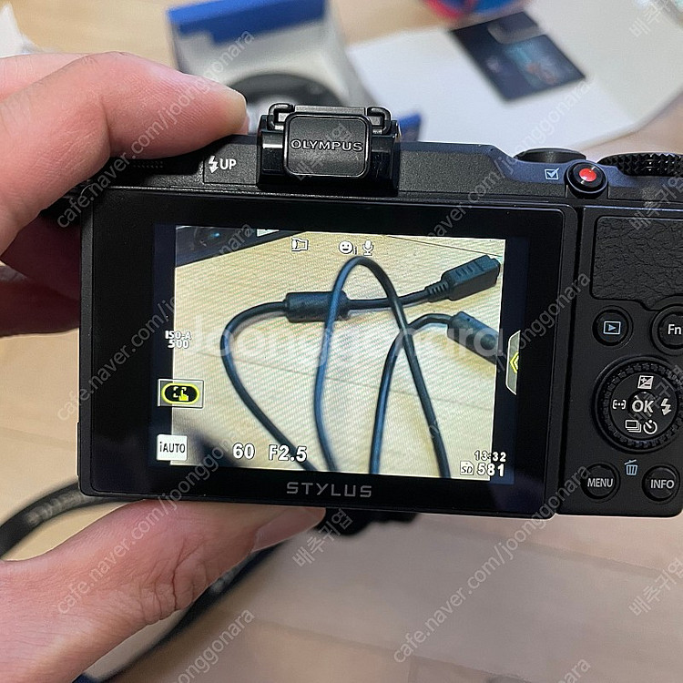 올림푸스 STYLUS XZ-2카메라 판매합니다--3