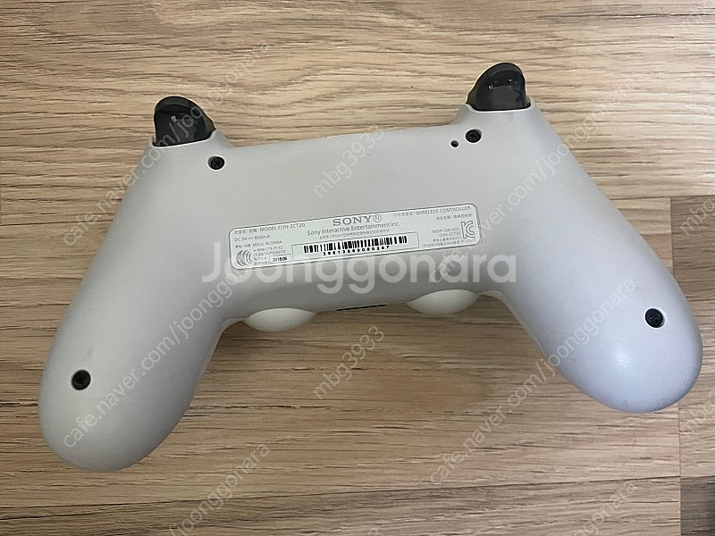 PS4 slim 2117--7