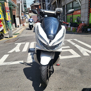 20년식 pcx125 판매합니다