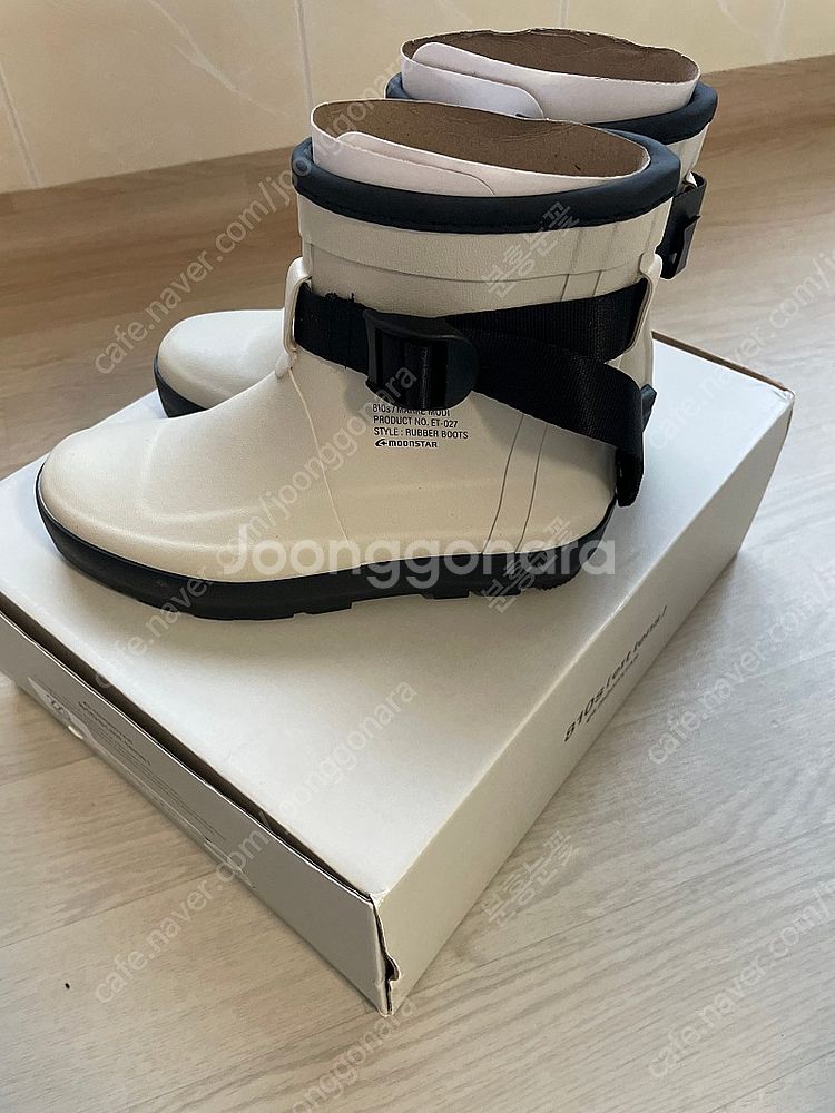 문스타 810s 레인부츠 마르크 모디 화이트 220mm--2