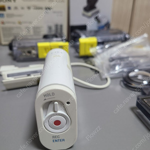 소니 액션캠 HDR-AS100V , 악세사리 팝니다.