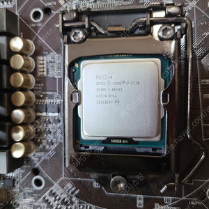 I7 3770(기쿨) + asrock z77 extreme4(백패널x) +ddr3 8g(2g×4)팝니다.