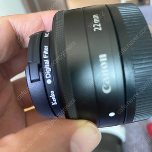 캐논 ef-m 22mm 단렌즈