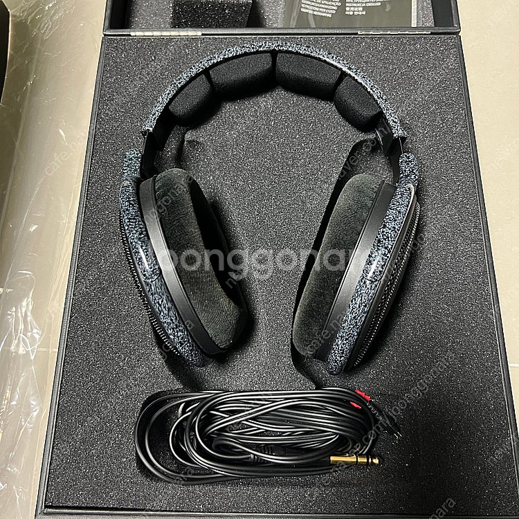 젠하이저 HD600 헤드폰 팝니다.--3