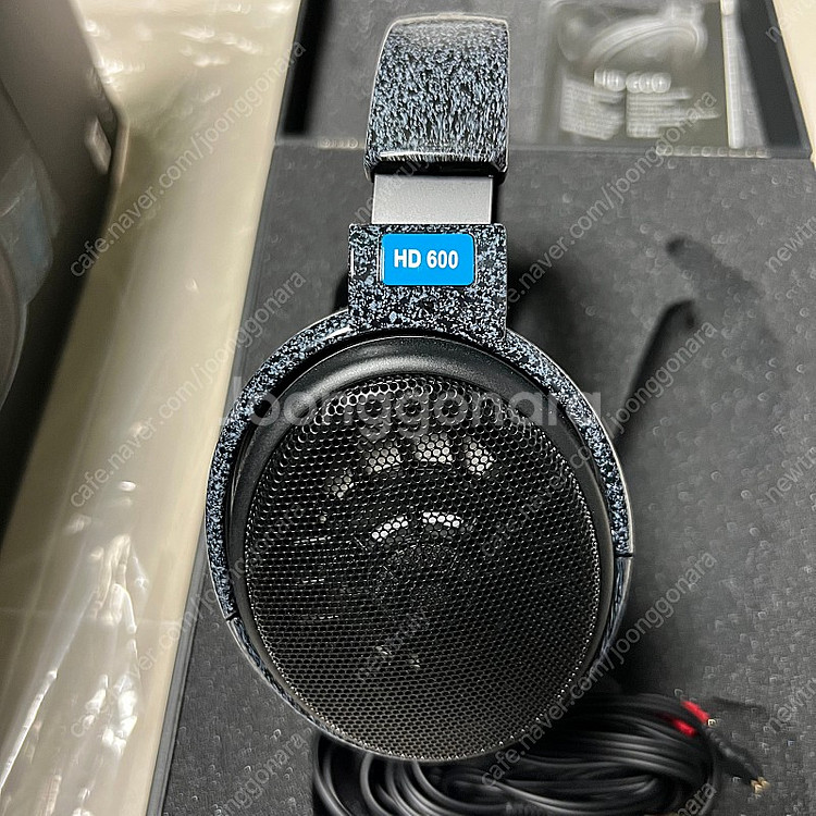 젠하이저 HD600 헤드폰 팝니다.--4