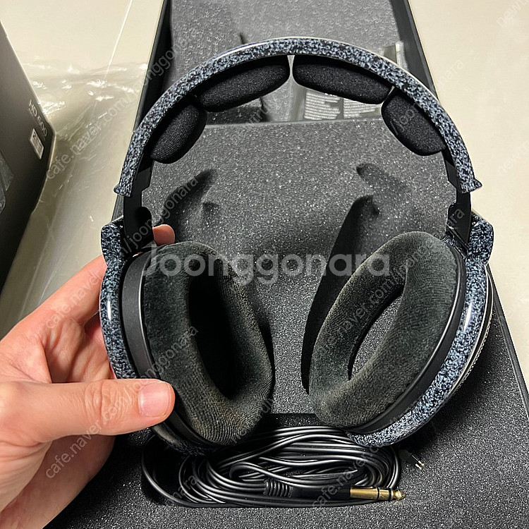 젠하이저 HD600 헤드폰 팝니다.--7