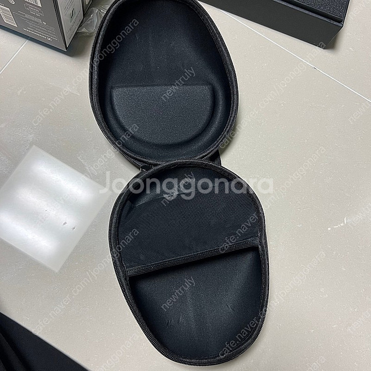 젠하이저 HD600 헤드폰 팝니다.--9