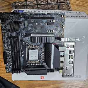 Msi b660m Pro-a ddr4 새제품급 싸게 판매합니다.